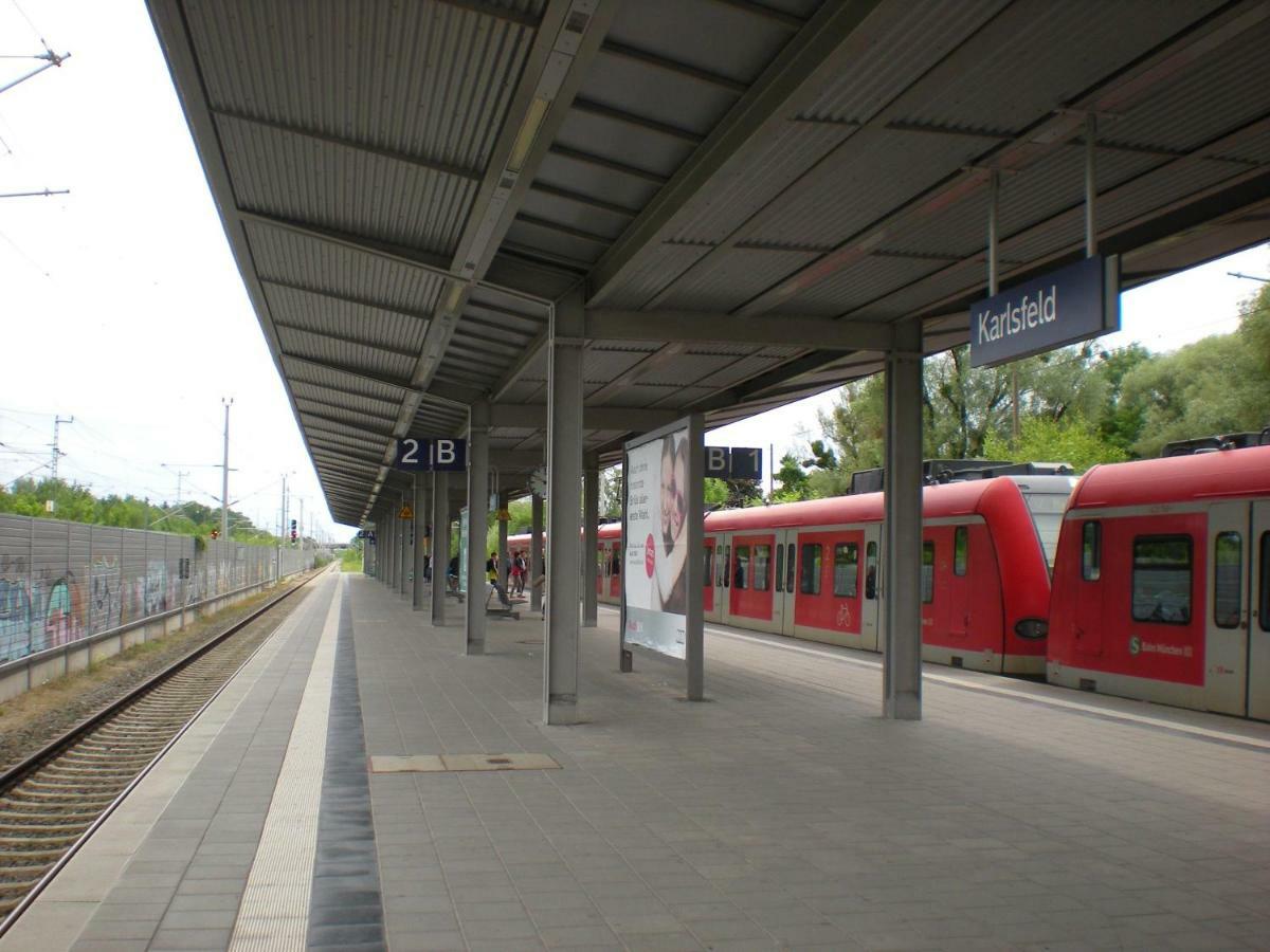Mueller Residenz Zur S-Bahn Karlsfeld Exterior foto